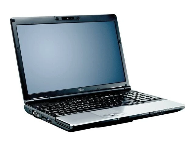 Fujitsu Lifebook E782 15,6 Zoll Intel Core i7 500GB Festplatte 8GB Speicher